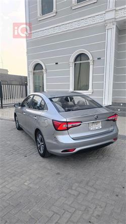 MG 5